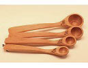 wood measuring spoons